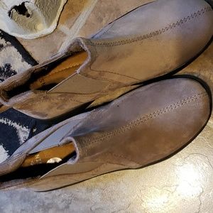 Earth Origin size 8 ankle boots